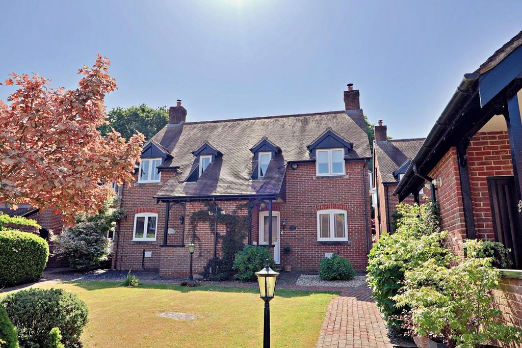 Property photo 1 of 17 Front (Exterior)