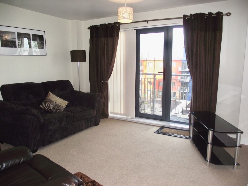 Property photo 2 of 6