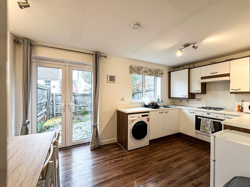 Property photo 3 of 20 4111683