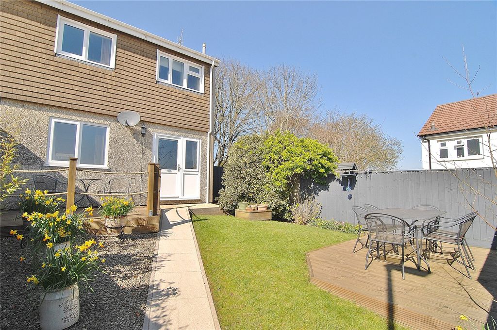 Property photo 1 of 17 Picture No. 04