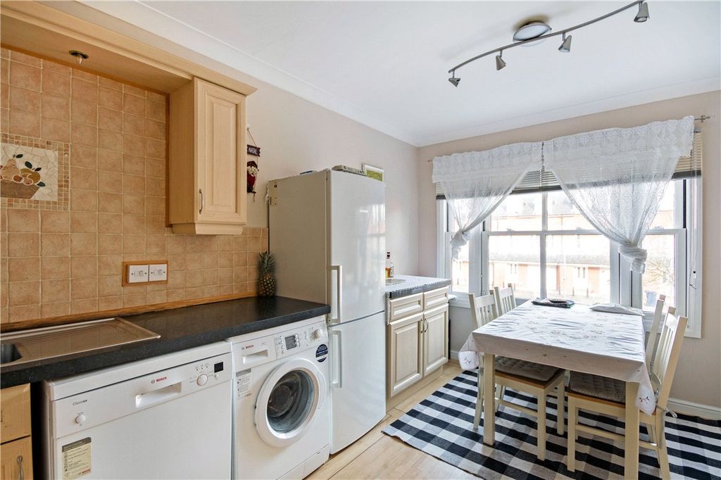 Property photo 3 of 11 Picture No. 09