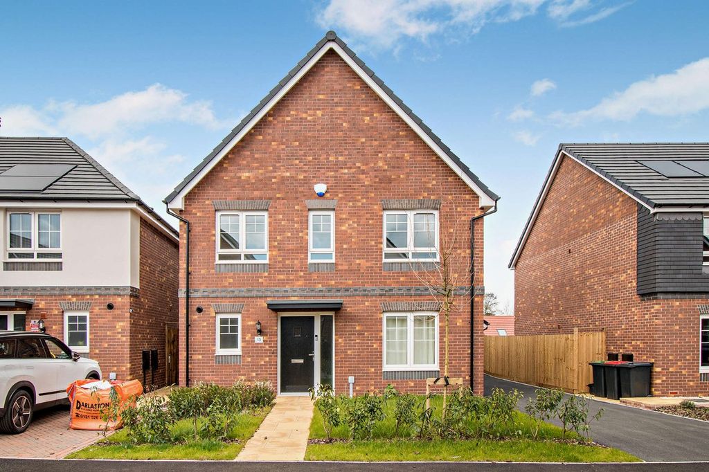 Property photo 1 of 43