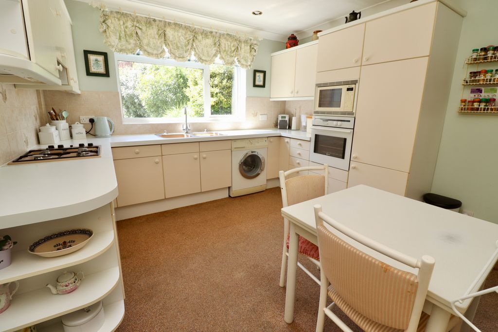 Property photo 2 of 19 Img_8285