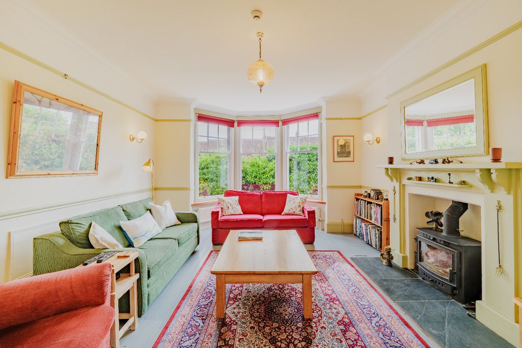 Property photo 3 of 42 2855945