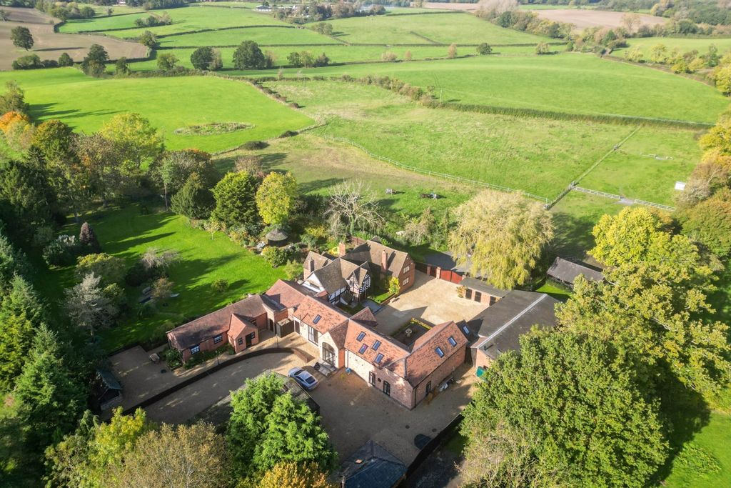 Property photo 2 of 19