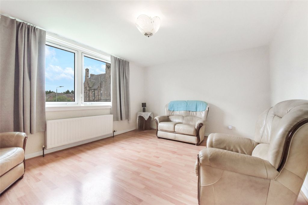Property photo 3 of 14 Picture No. 08