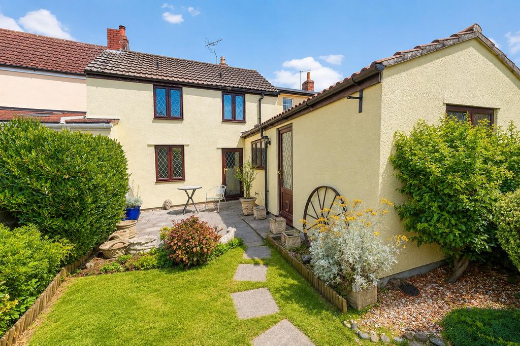 Property photo 1 of 19 Eb2BA94E-6Ff9-42C2-Bfef-Bcf948C2361B.Png