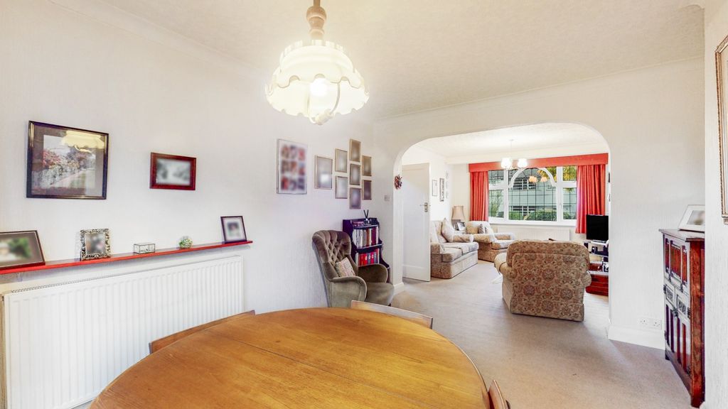 Property photo 3 of 16 4539928