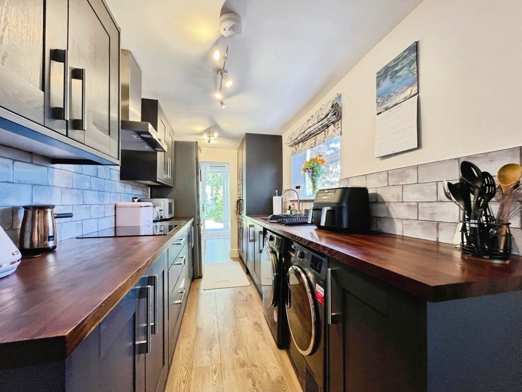 Property photo 3 of 17 4298628