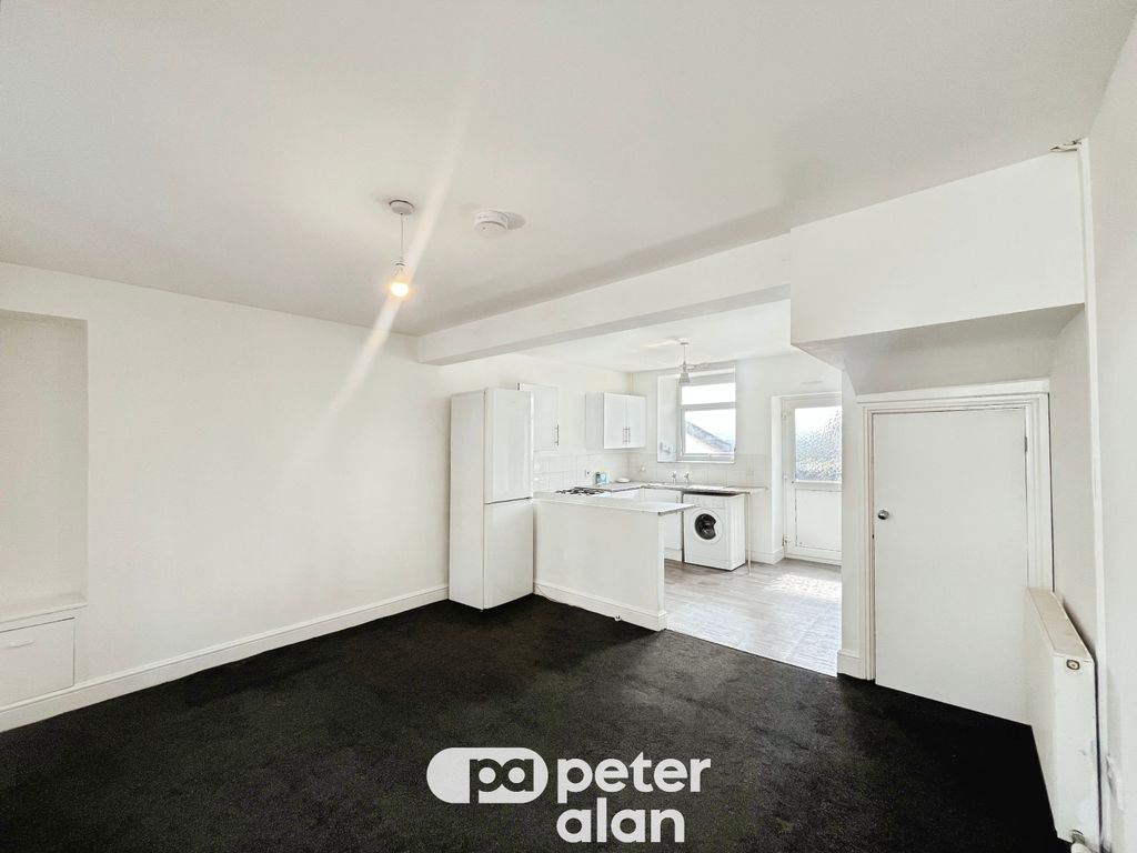 Property photo 1 of 10 Reception Room