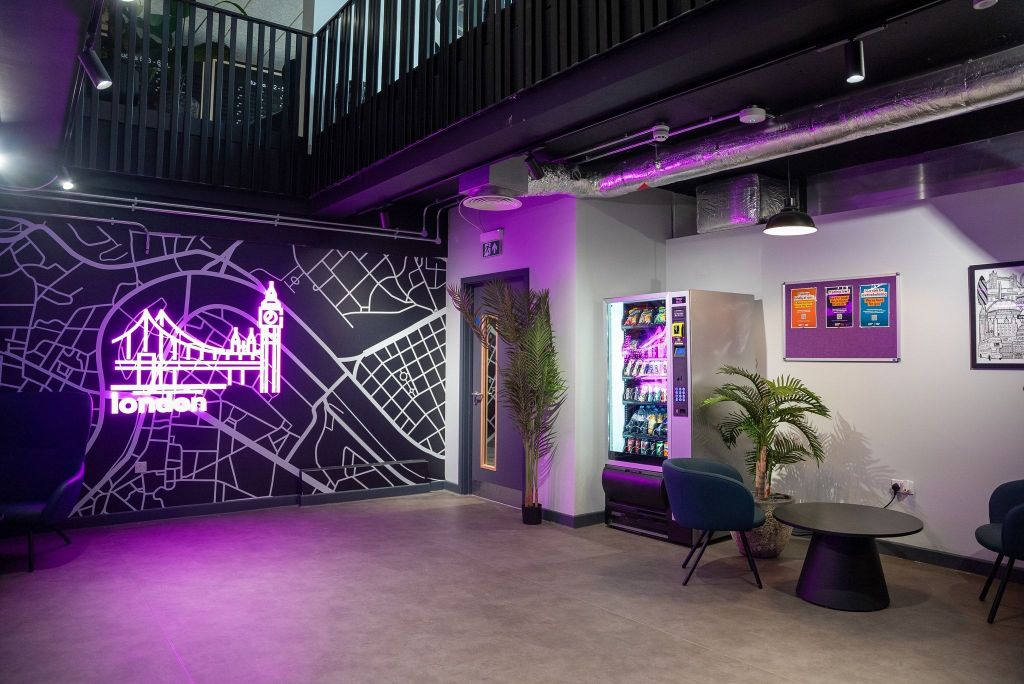 Property photo 1 of 6