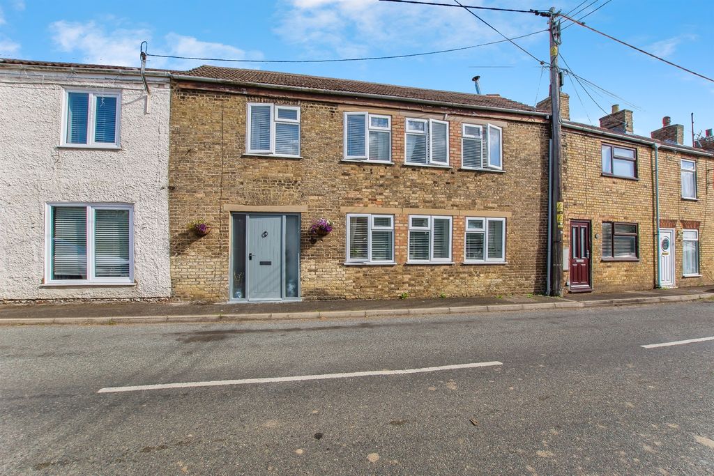 Property photo 1 of 22