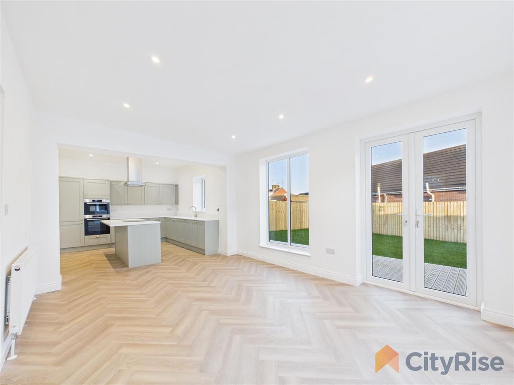 Property photo 3 of 14 Cam04515G0-Pr0119-Still023.Jpg.Jpeg