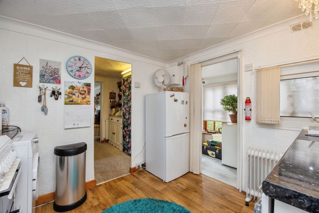 Additional image 7 of 1 bed property for saleHazelmere Avenue, Buckler Village, St. Austell, Cornwall PL25