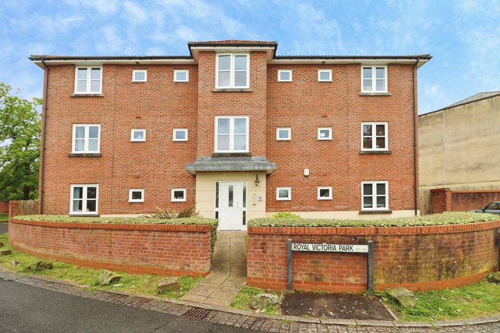 Property photo 1 of 18 Pbox-Img.Jpg