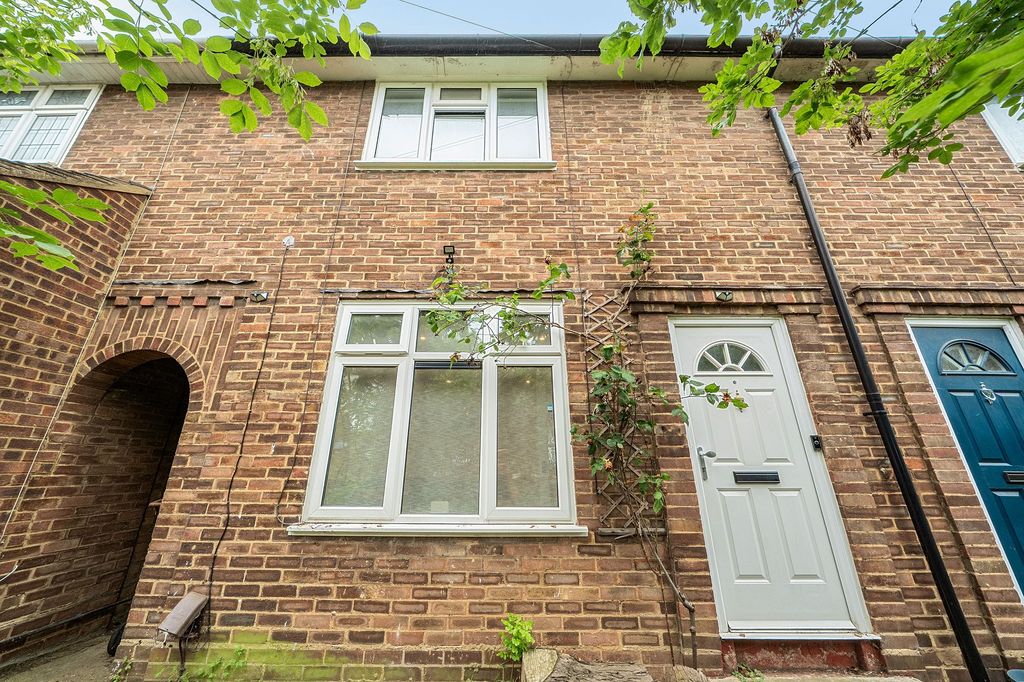 Property photo 1 of 25