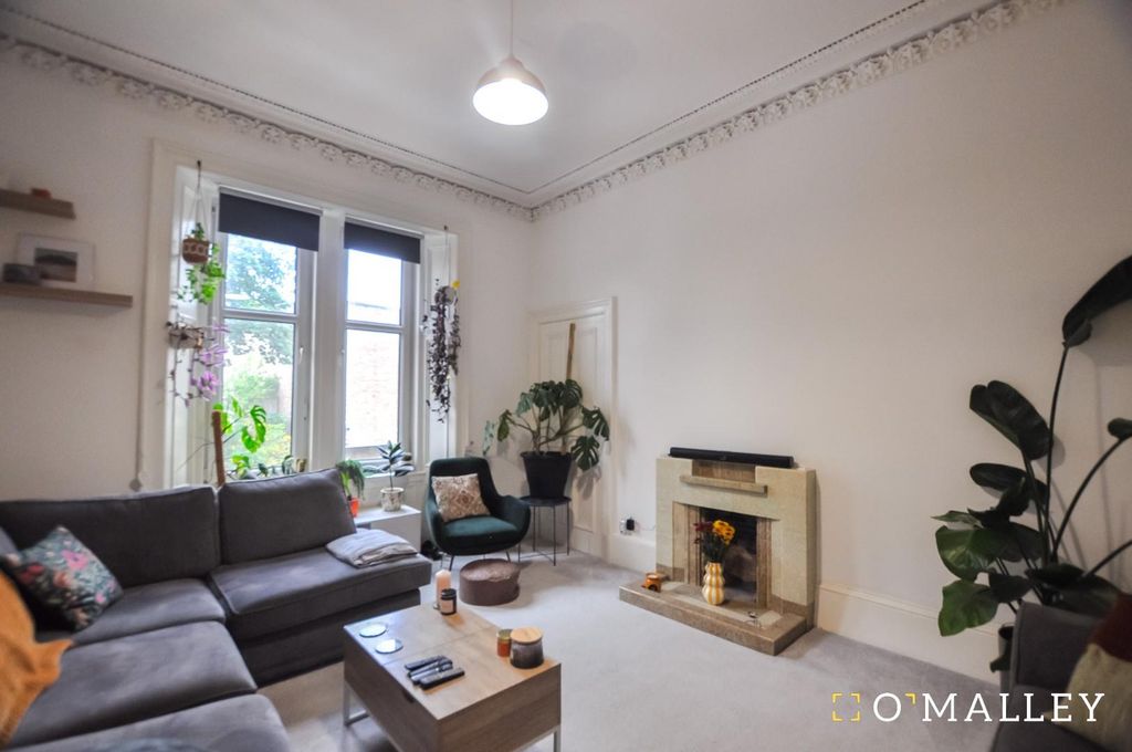 Property photo 2 of 10 Lounge