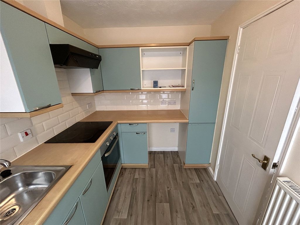 Property photo 2 of 12 Picture No. 08