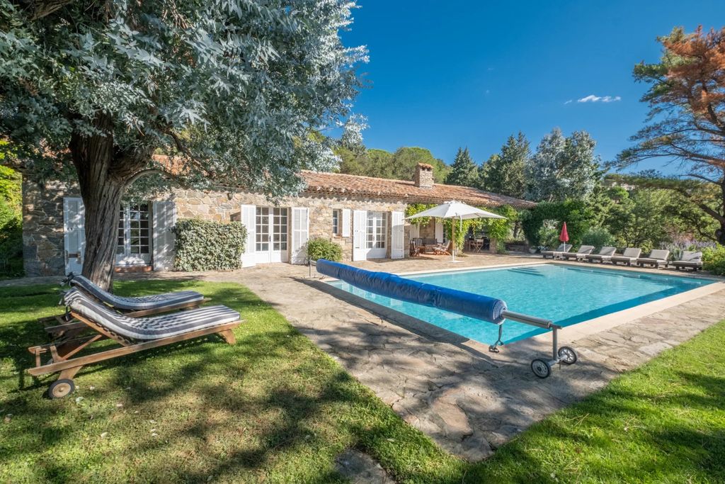 Property photo 1 of 18