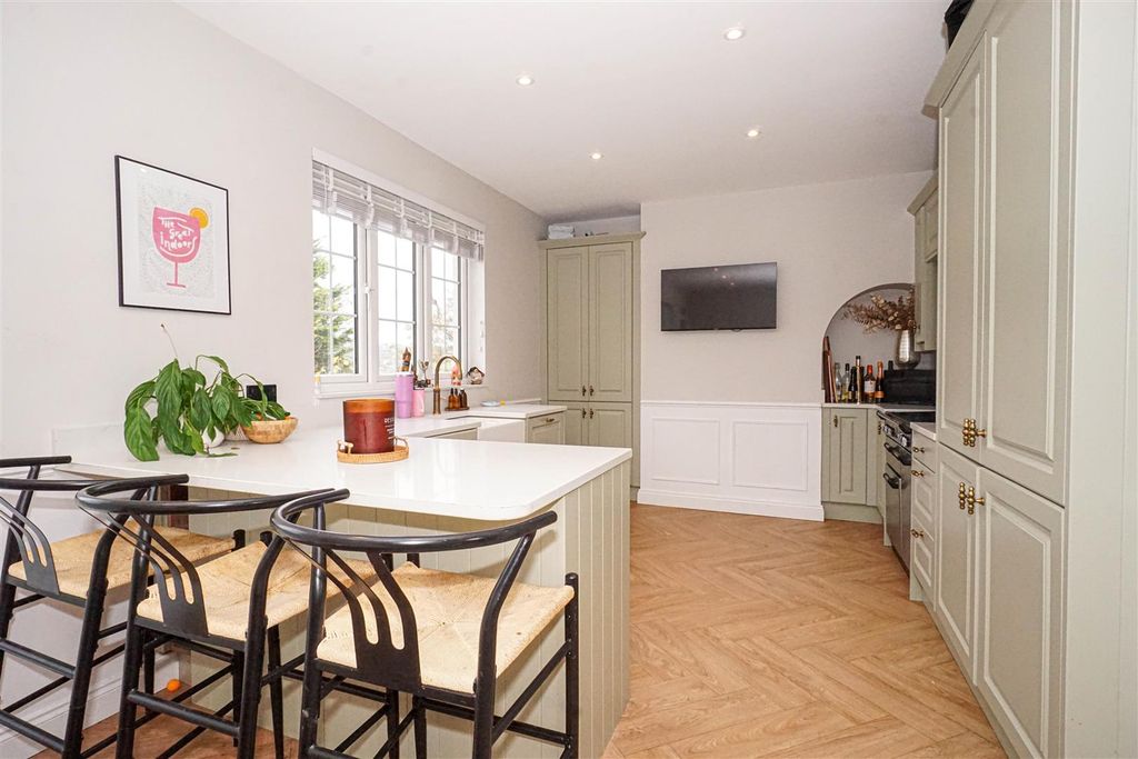 Property photo 3 of 30 Dsc02008.Jpg