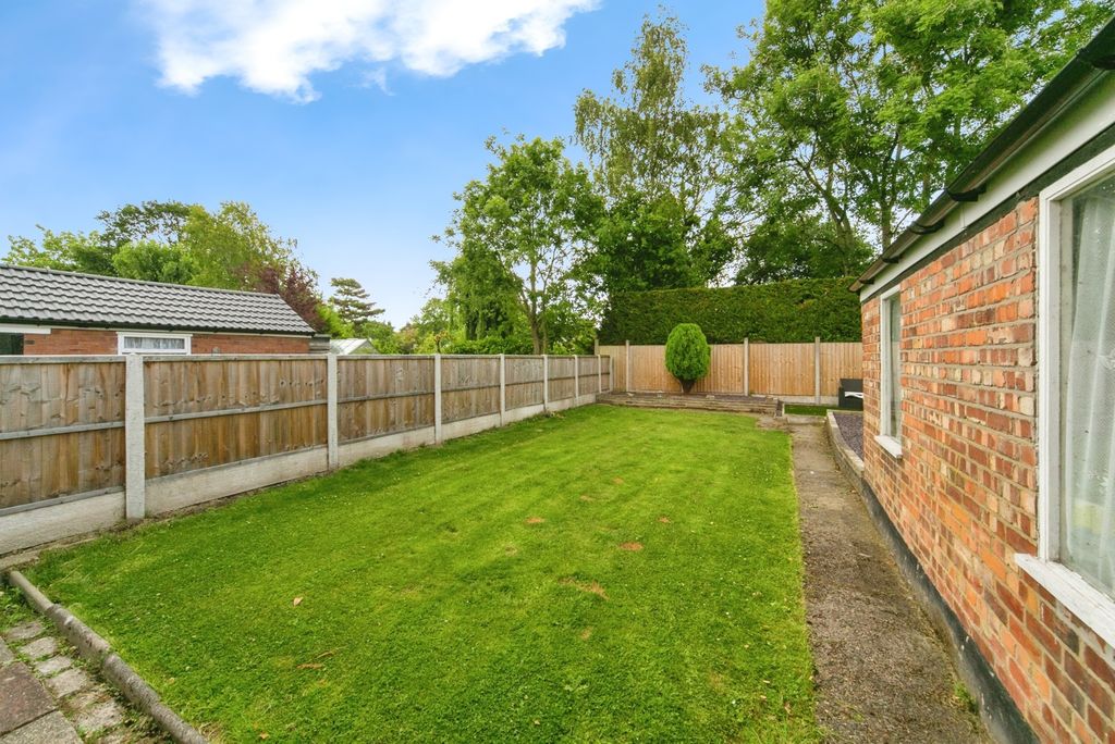 Property photo 2 of 19 Photo