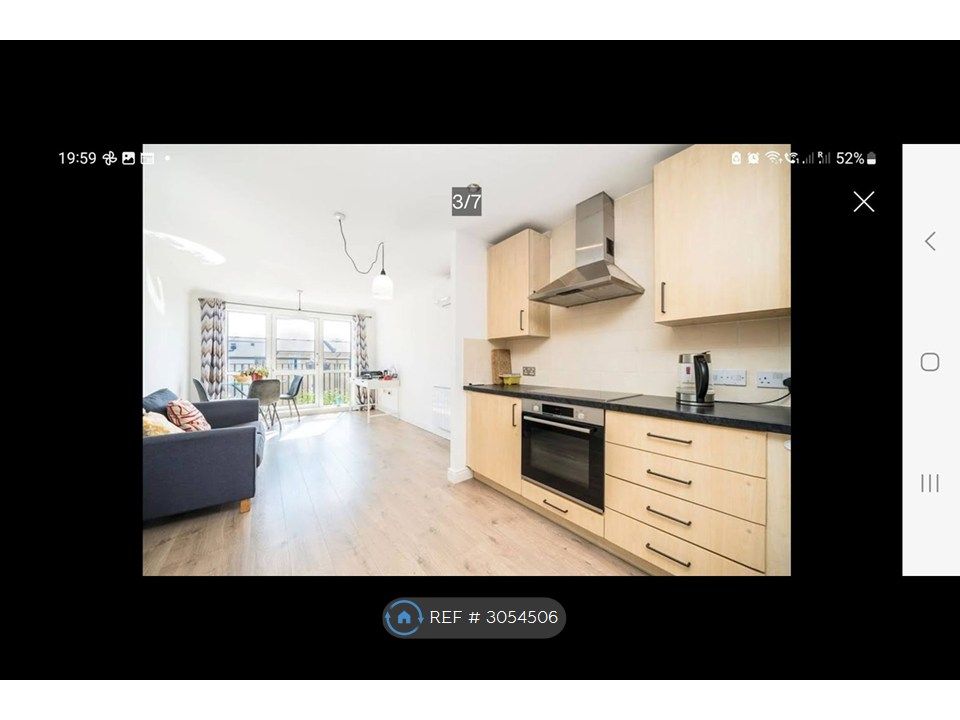 Property photo 1 of 13 Living Room/ Kitchen