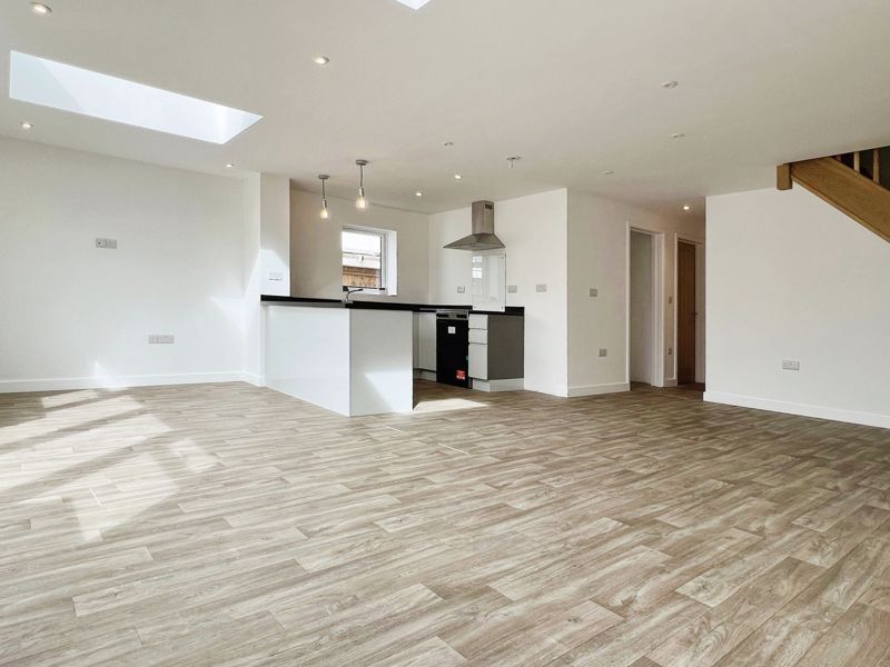 Property photo 1 of 9 Photo 1