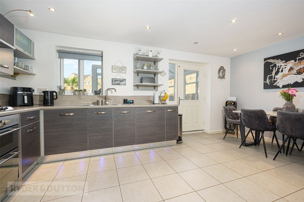 Property photo 3 of 21 Kitchen Diner