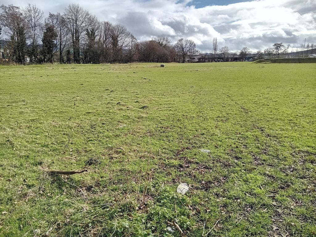 Property photo 3 of 4