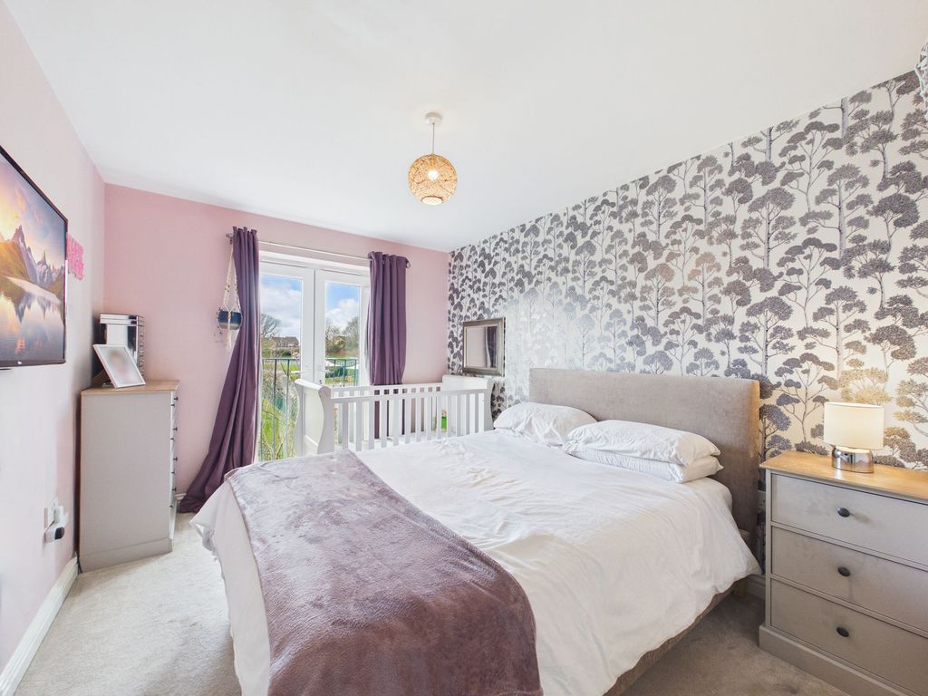 Property photo 3 of 22 Bedroom One