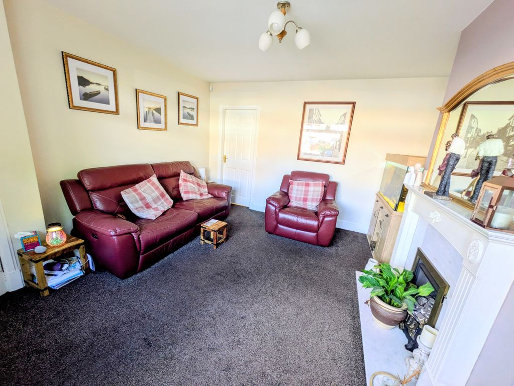 Property photo 3 of 27 1000042765