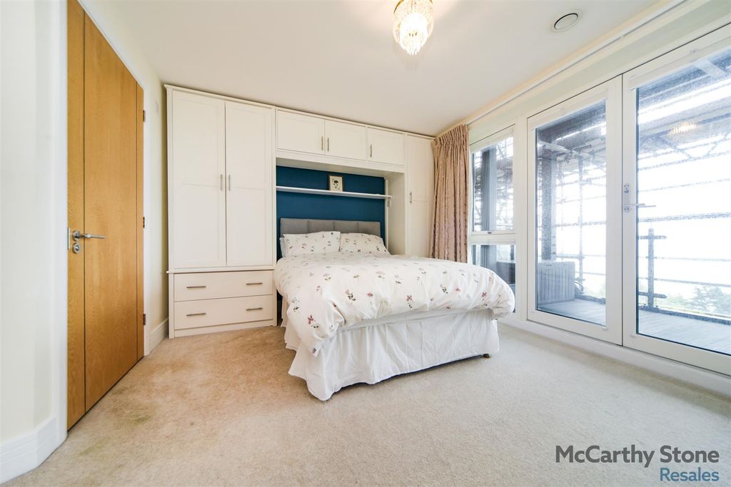 Additional image 10 of 2 bed flat for salePavilion Court, Hamilton Gardens, Felixstowe IP11