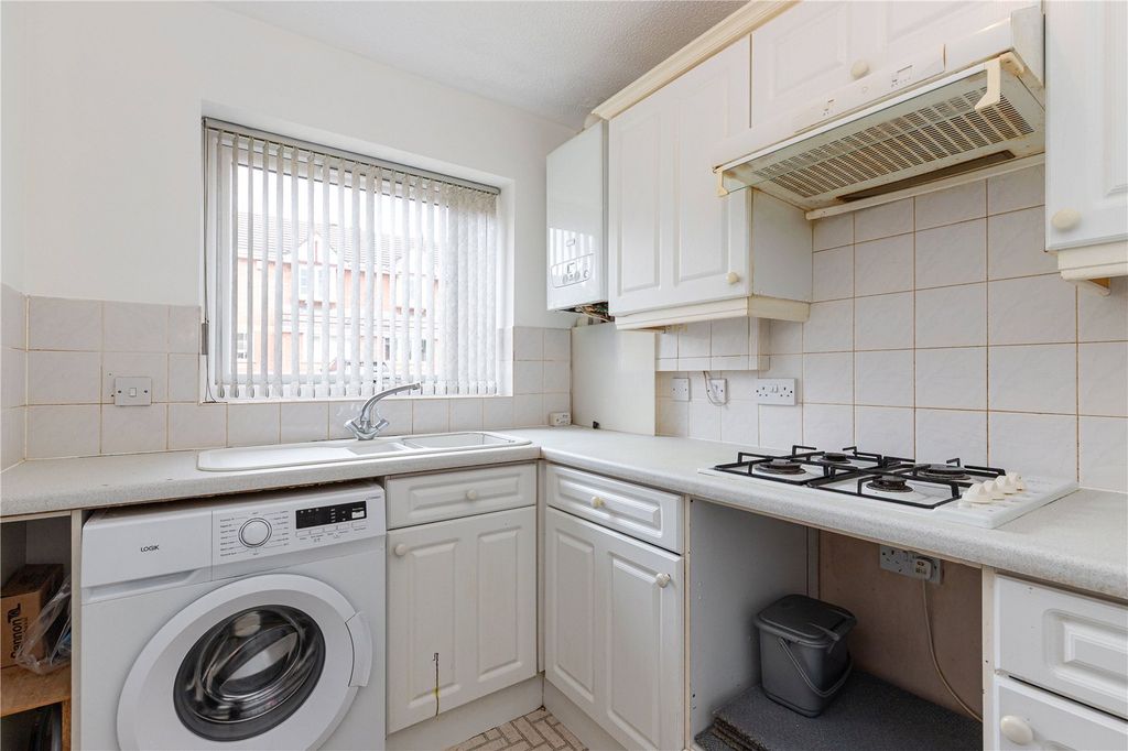 Property photo 2 of 13 Kitchen