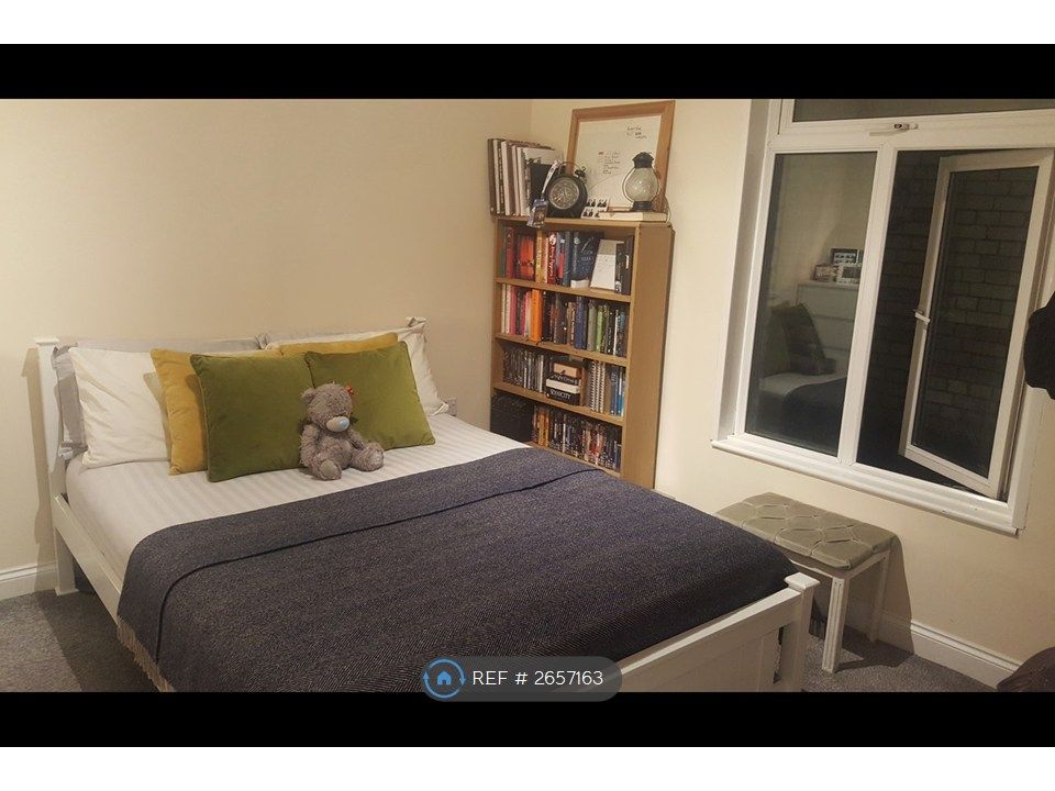 Property photo 1 of 5