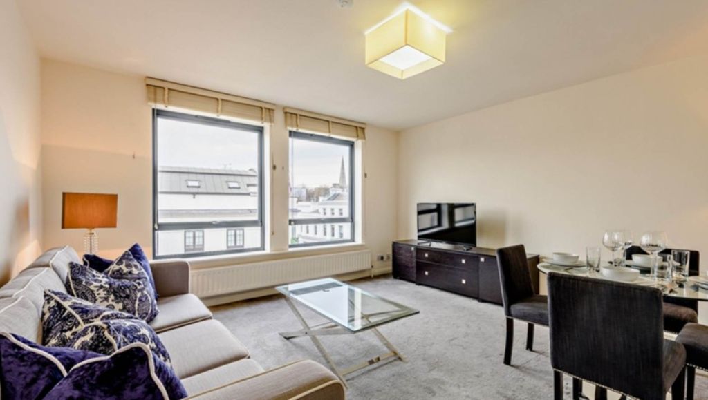 Property photo 2 of 9