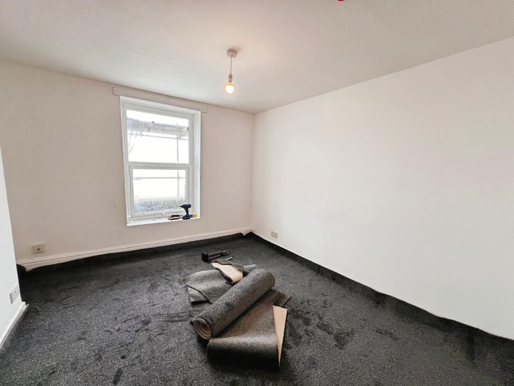 Property photo 3 of 7 8Ea0B883-Img_9186.Jpeg