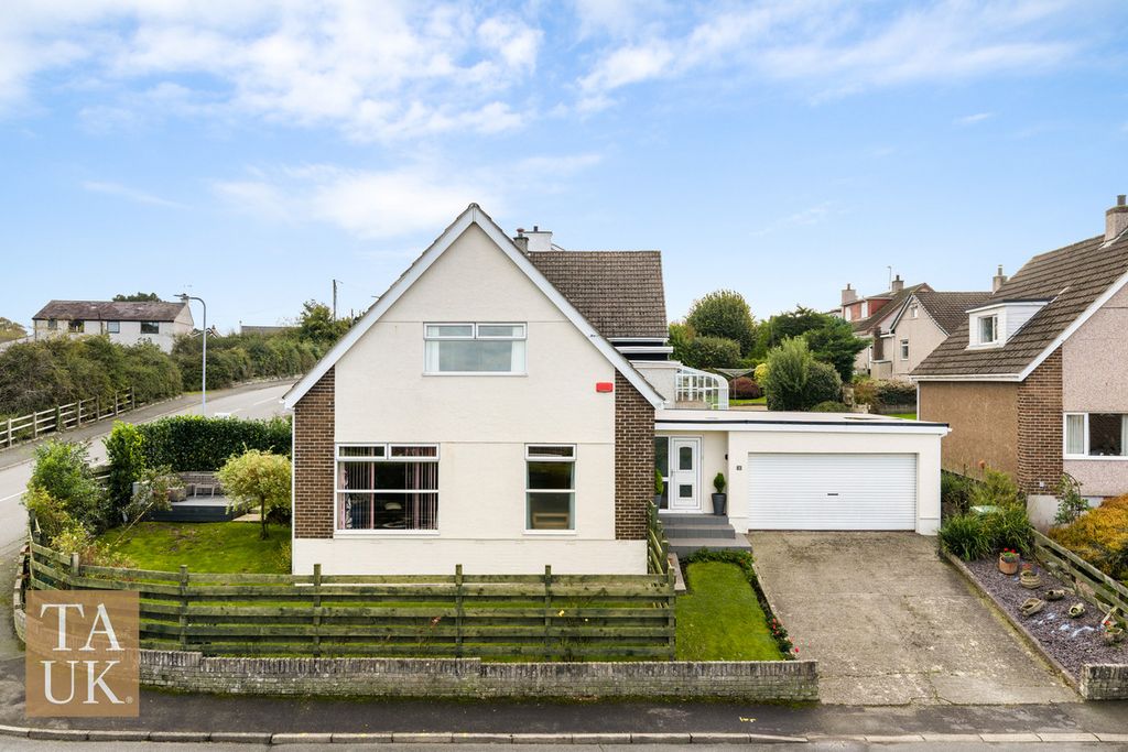 Property photo 1 of 21