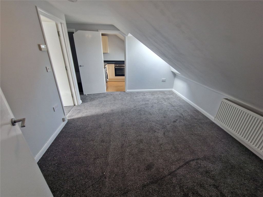 Property photo 3 of 9 Picture No. 06