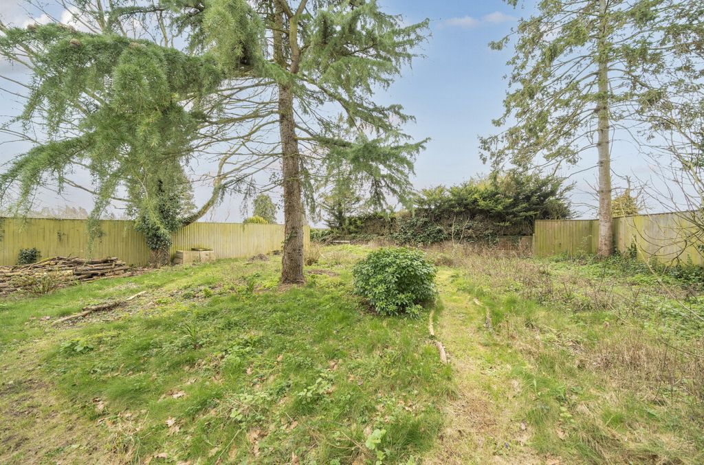 Property photo 3 of 14 1425689-21-69B80Afc07738