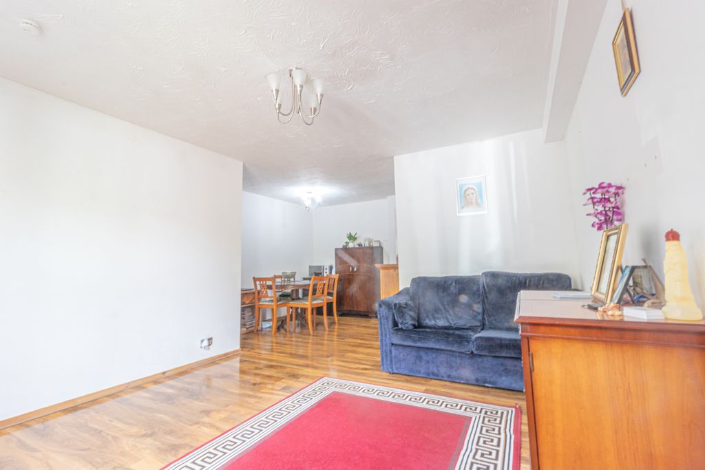 Property photo 3 of 8 Living Room