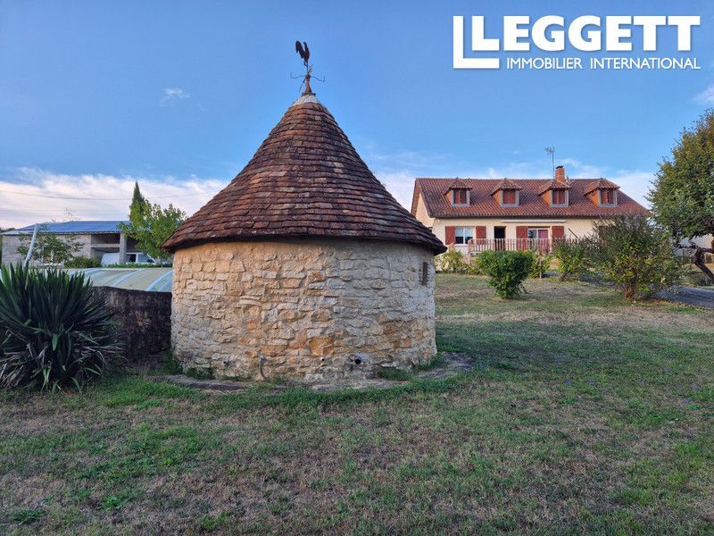 Property photo 2 of 10