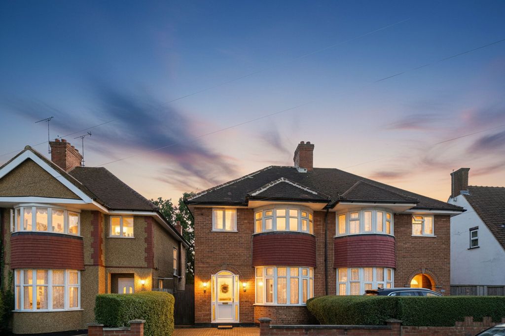 Property photo 1 of 16