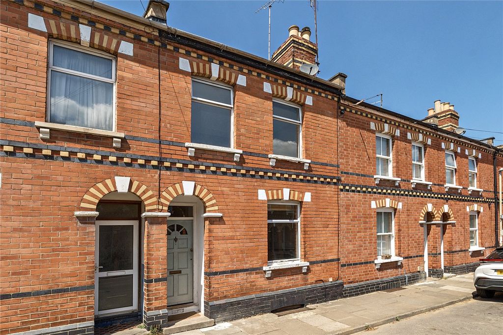 Property photo 1 of 21 Picture No. 01
