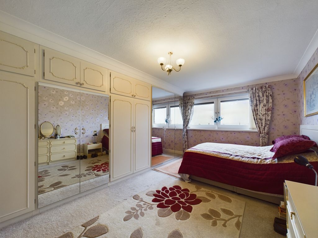 Additional image 6 of 2 bed flat for saleRoyal Beach Court, North Promenade, Lytham St. Annes FY8