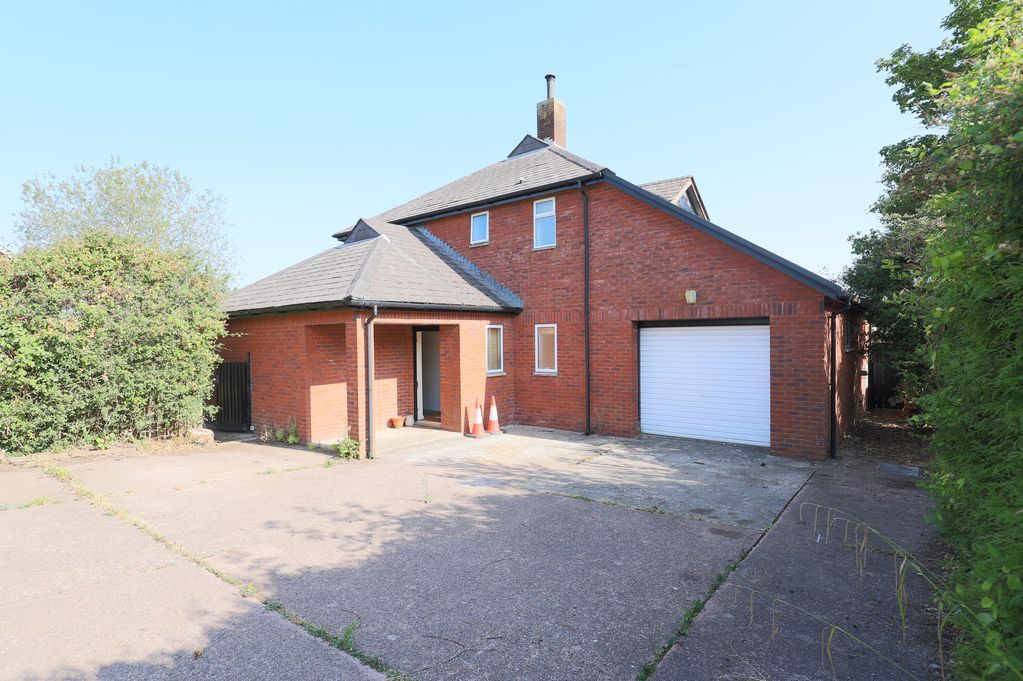 Property photo 1 of 13 Photo 7