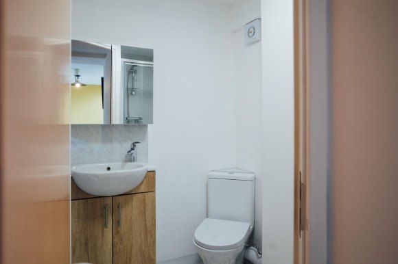 Property photo 2 of 6 8548879.Jpg