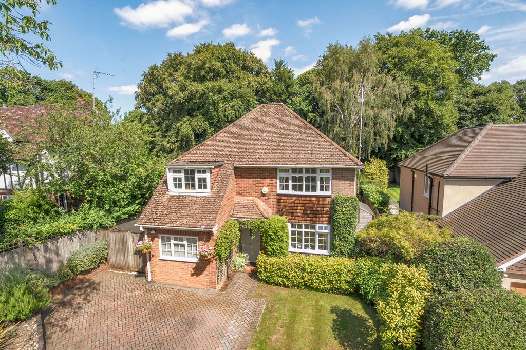 Property photo 1 of 24