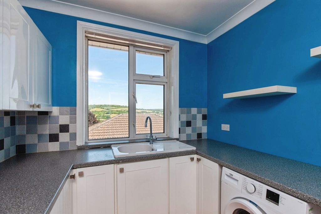 Property photo 3 of 14 Pbox-Img.Jpg