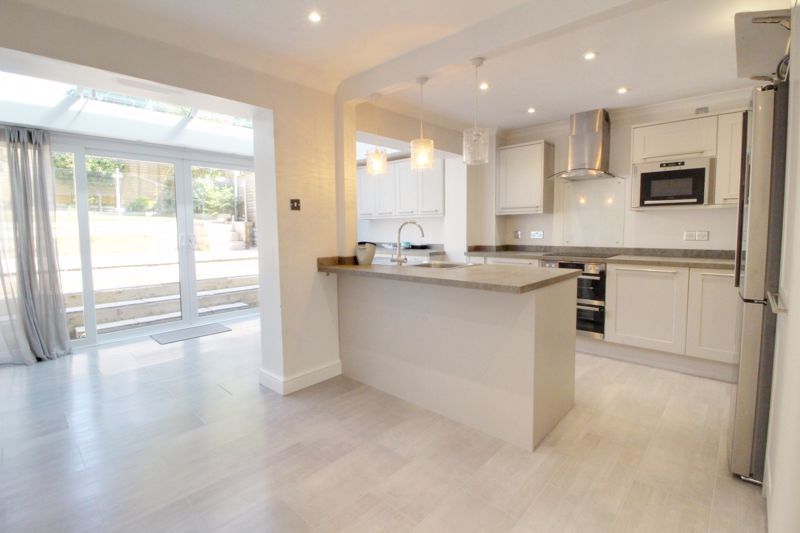 Property photo 2 of 14 Photo 13