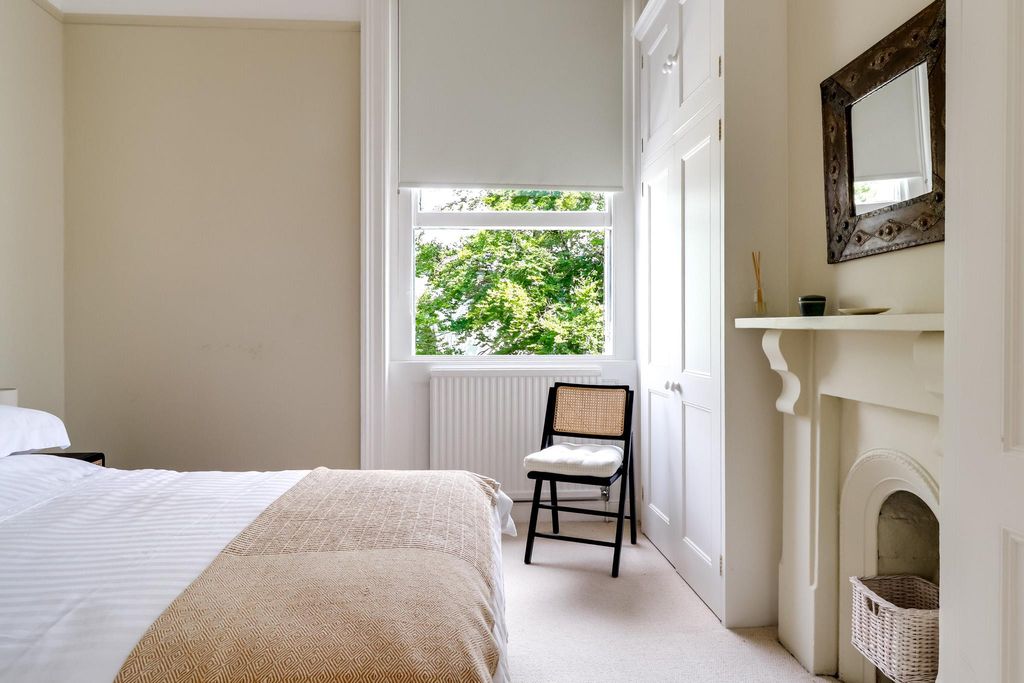 Additional image 16 of 3 bed flat for saleMontpellier Grove, Cheltenham, Gloucestershire GL50